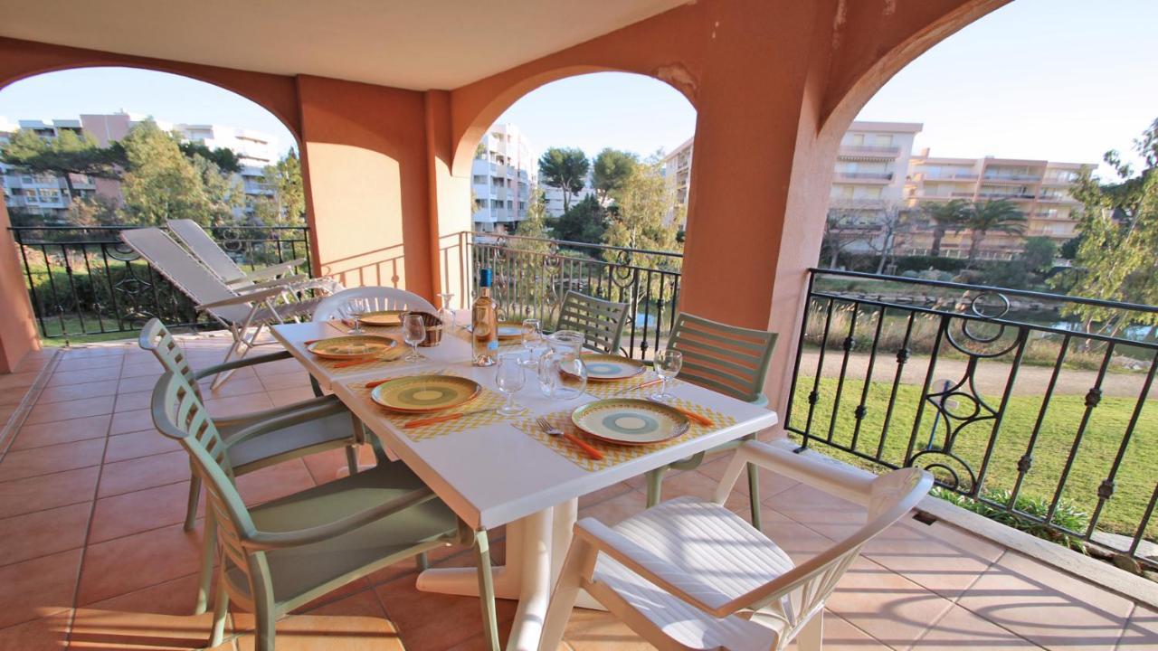 Apartament Port Marine Sainte-Maxime Zewnętrze zdjęcie