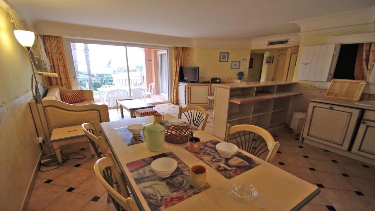 Apartament Port Marine Sainte-Maxime Zewnętrze zdjęcie
