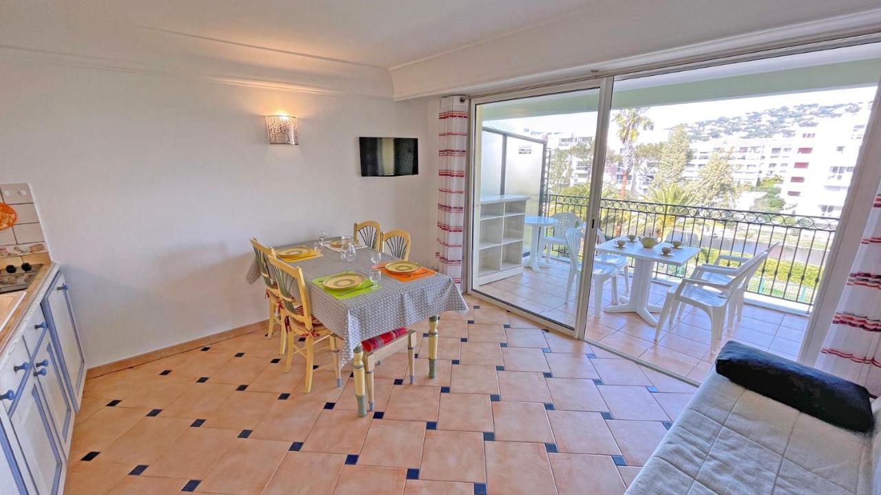 Apartament Port Marine Sainte-Maxime Zewnętrze zdjęcie